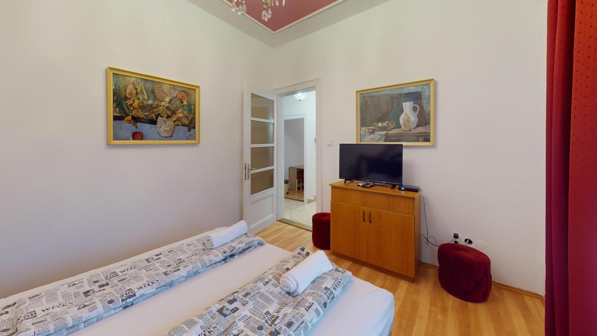 Herczeg Apartment 미슈콜츠 외부 사진