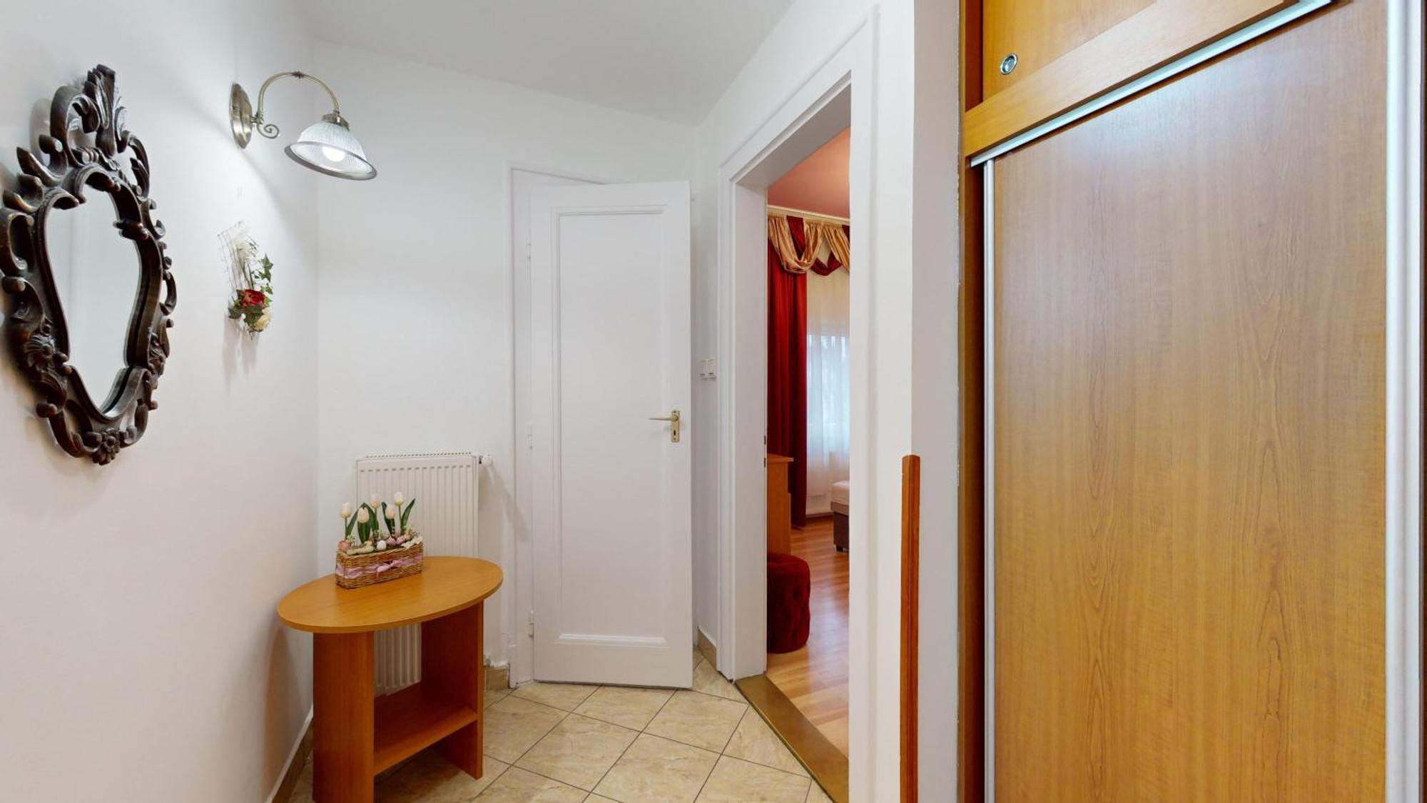 Herczeg Apartment 미슈콜츠 외부 사진