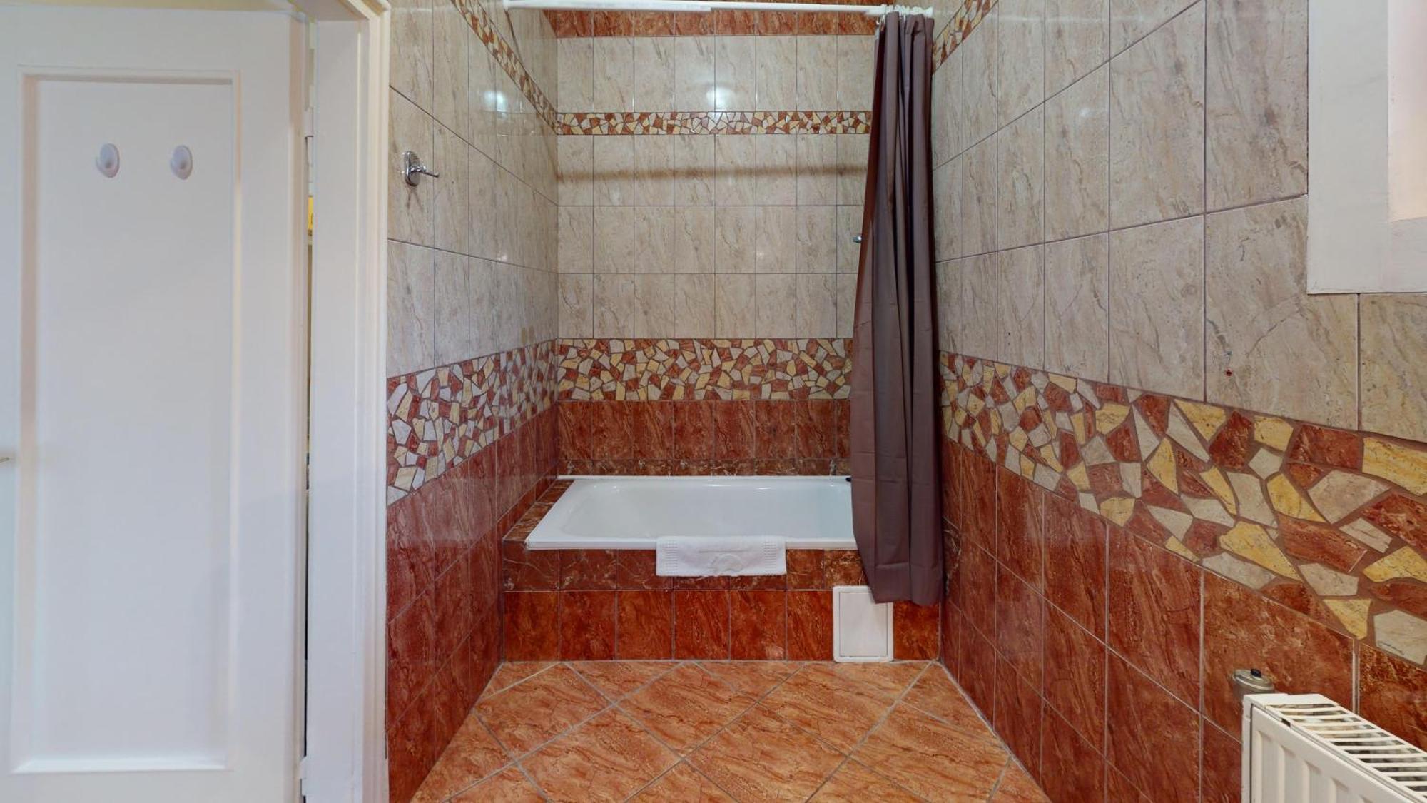 Herczeg Apartment 미슈콜츠 외부 사진