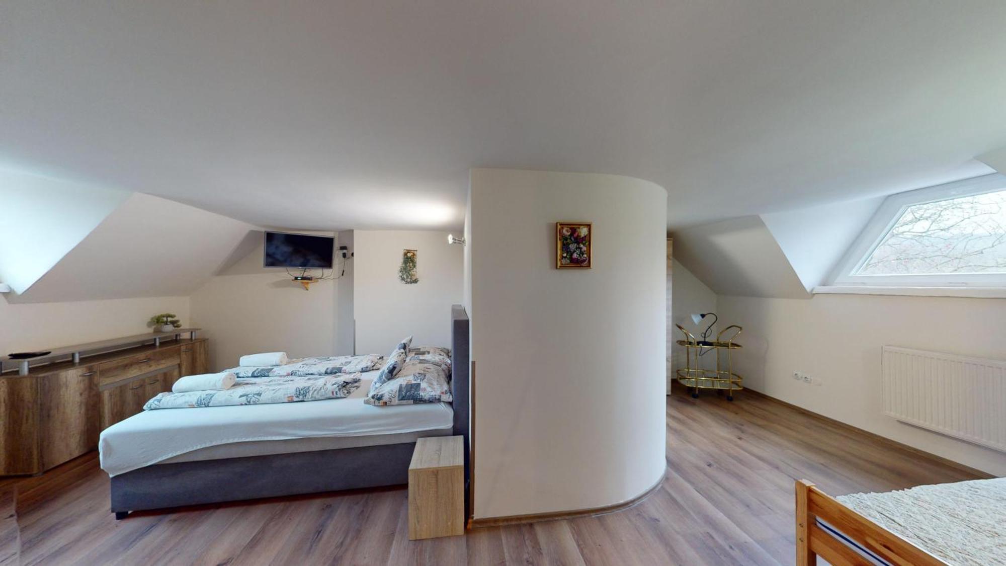 Herczeg Apartment 미슈콜츠 외부 사진